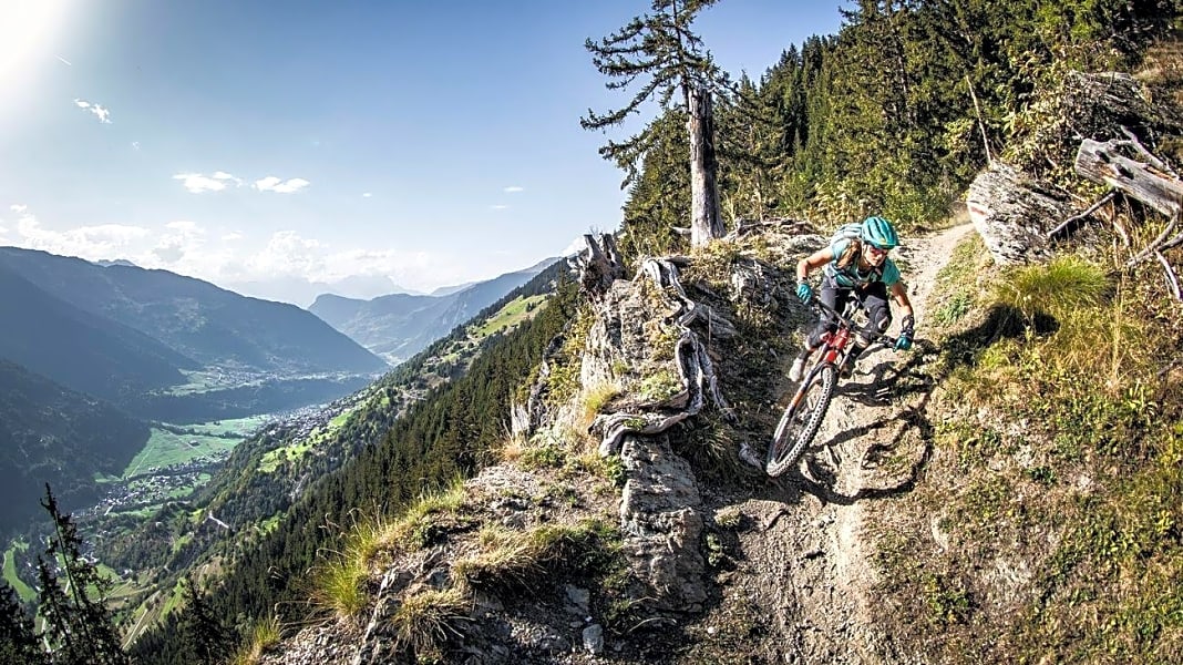 Schweiz: Vertigo – der steile Supertrail in Verbier