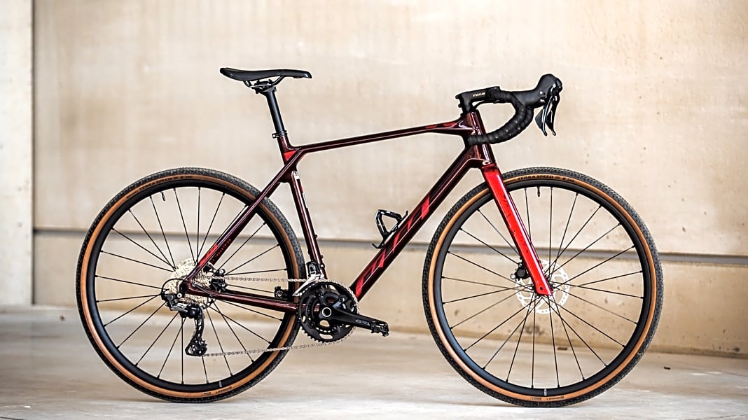 KTM X-Strada 2022: Schnelles Gravelbike für Alltag und Bikepacking | TOUR