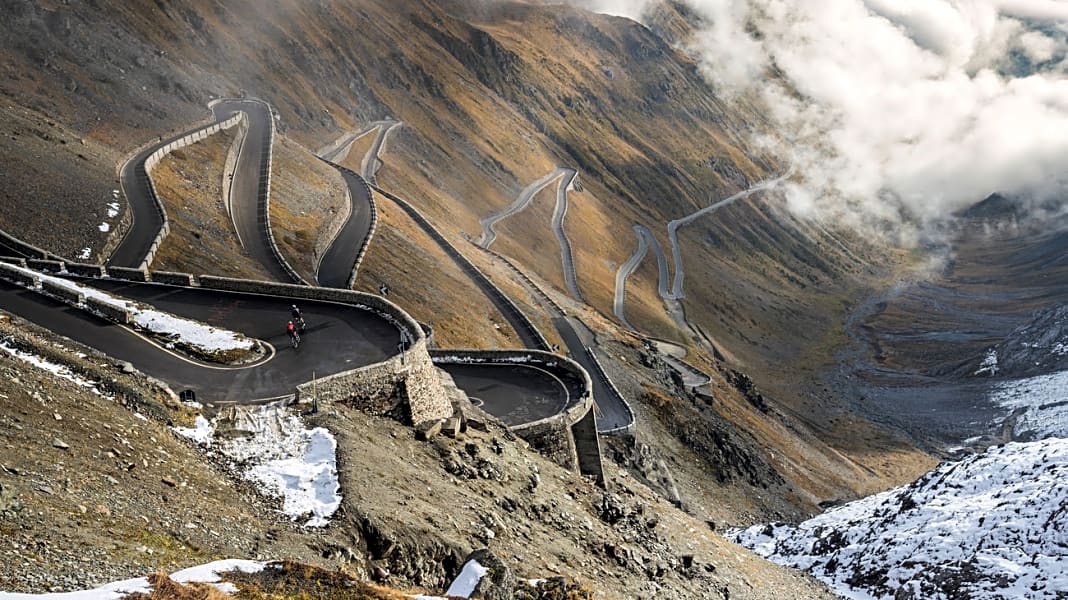 5 Transalp-Routen von leicht bis schwer: Rennrad-Touren über die Alpen