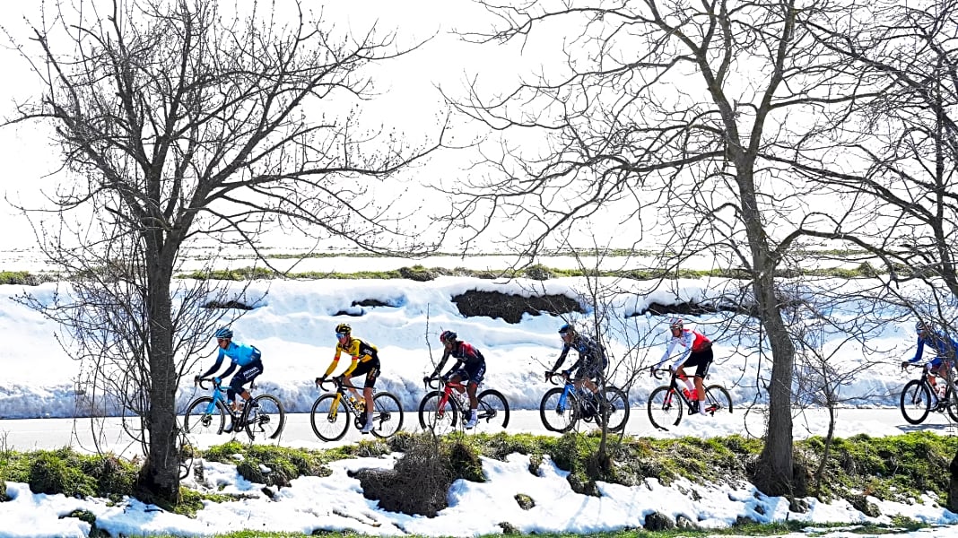 Kalte Füße beim Rennradfahren?: TOUR gibt Tipps zum Warmhalten