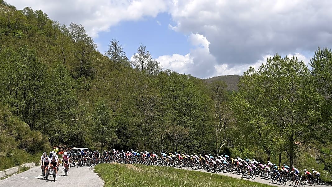 Kämna verliert Bergtrikot beim Giro an Etappensieger Bouwman