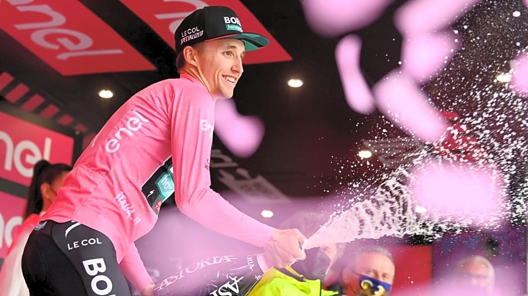 Hindley übernimmt Rosa Trikot nach vorletzter Giro-Etappe