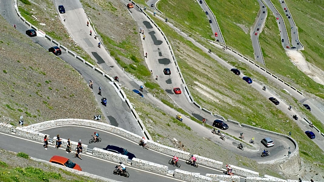 Interview: Verkehr am Stilfser Joch soll beschränkt werden | TOUR