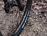 Drag Bicycles Trigger 7.5: Die breiten WTB-Felgen stützen den Reifen gut ab und ermöglichen einen niedrigen Luftdruck. Kehrseite ist das hohe Gewicht der Laufräder.