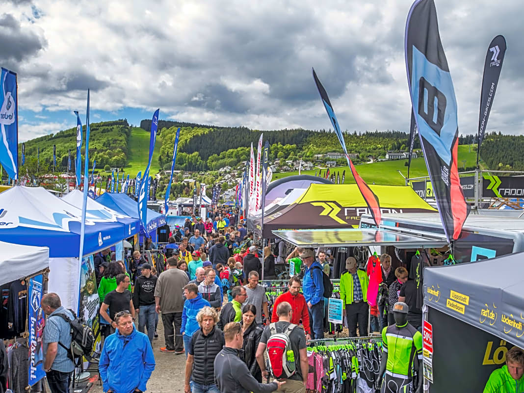 BIKE-Festival Willingen: Das große deutsche Bike-Event findet 2021 im August statt. Mit Marathon, E-MTB-Challenge, Enduro, Downhill, Jugend-Trophy und natürlich einer großen Expo-Area. Anmeldungen sind bereits möglich.