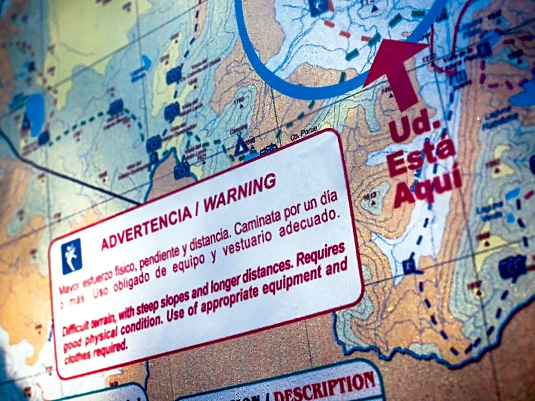 Karten warnen: Die Villarrica-Traverse ist ein richtiges Abenteuer.