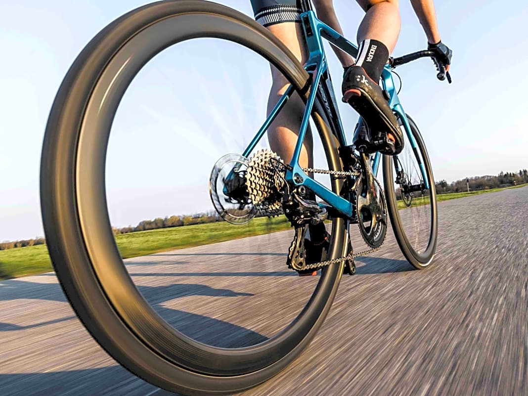 Carbon-Laufräder für Scheibenbremsen - Schnell & Breit: Top-Laufräder