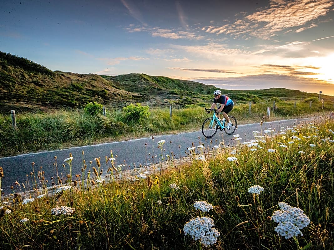Rennradtouren von den höchsten Dünen der Niederlande zu Nordsee und IJsselmeer