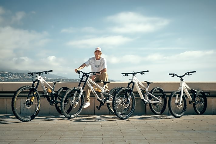 Wibmer und seine Bikes: fast die halbe Canyon Produktpalette