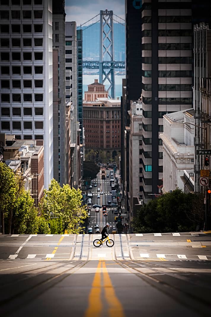 Danny MacAskill und die (berühmten) Straßen von San Francisco.