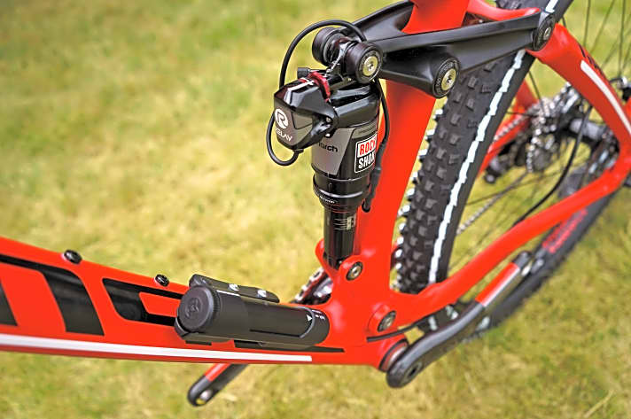   2012 stellte die Accell-Gruppe an Bikes von Ghost, Haibike und Lapierre das E:i-Shock-System vor