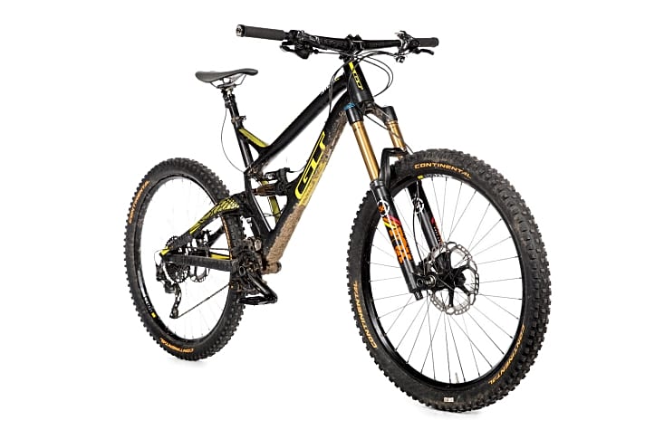   Test 2015 Enduro Bikes: GT Sanction Pro