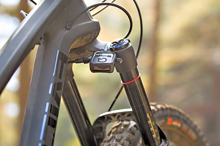   Die Federung am Bike elektronisch zu optimieren, das verspricht auch das universelle ShockWiz-Tool von Quarq, das bereits seit drei Jahren auf dem Markt ist.