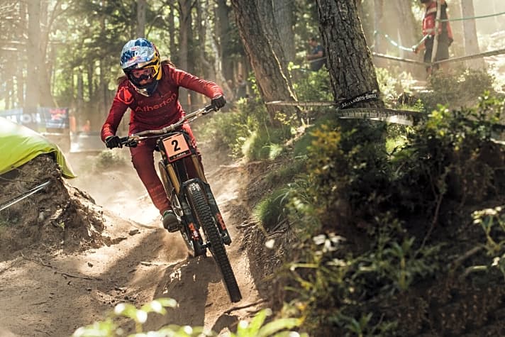  Rachel Atherton at UCI DH World Cup in Vallnord, Andorra 2019