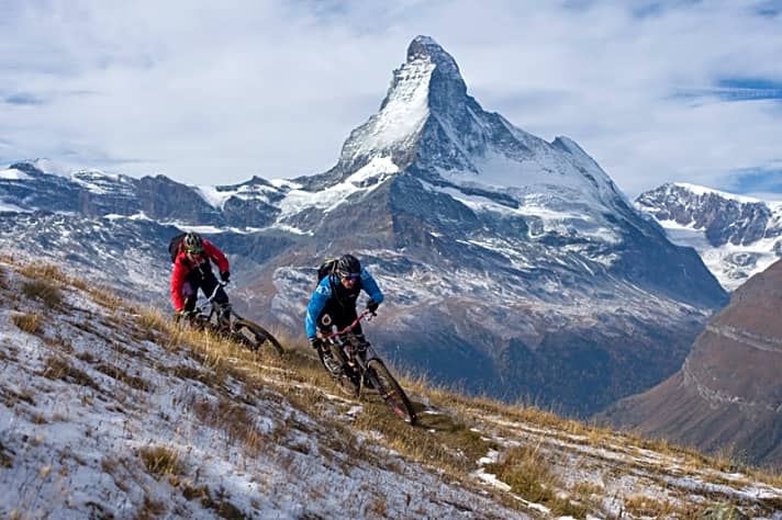   Zucker-Trails am Sunnegga Paradise: das Matterhorn spitzelt immer irgendwo ums Eck.