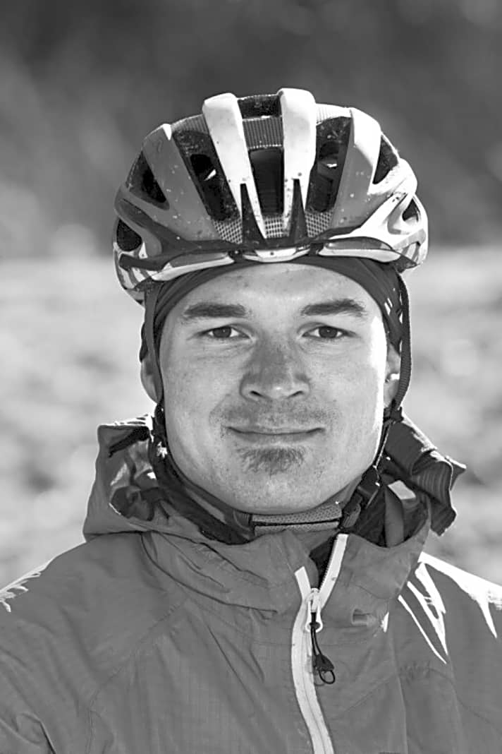   Robert Schmid (36): Wohnt in München; Mountainbiker seit 2004; fährt meist Singletrails/Touren; fährt ein Specialized Stumpjumper; fährt am liebsten im Chiemgau