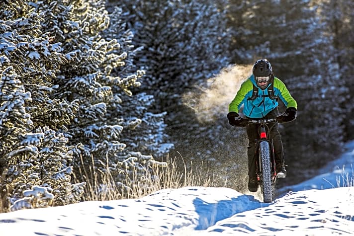 Mit dieser MTB-Winterbekleidung sind Sie wetterfest | BIKE