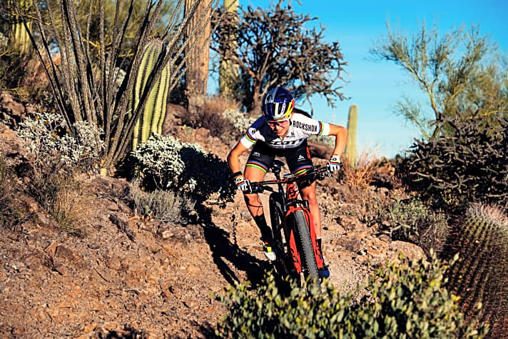   Kate Courtney wuchs am Mount Tam in Kalifornien auf, dem sagenumwobenen Geburtsort des Mountainbike-Sports.