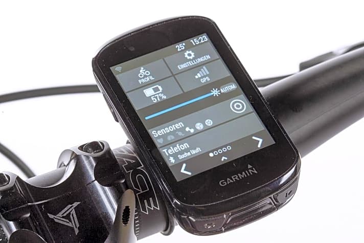  Konnektivität heißt das neue Zauberwort bei den kompakten GPS-Geräten wie dem Edge 830. Über Bluetooth, ANT+ und Wi-Fi kann man verschiedenste Geräte und Sensoren mit dem Bike-Computer koppeln.