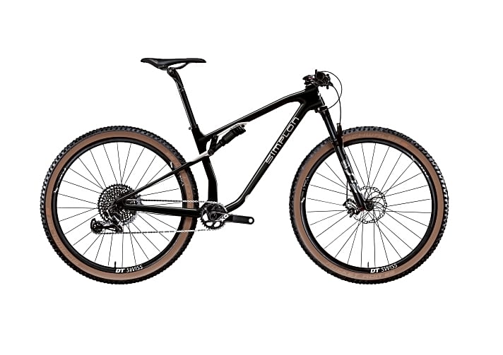   Der neue SL-Rahmen spart 200 Gramm gegenüber dem konventionellen Cirex-Rahmen ein. Das Komplett-Bike kratzt damit an der 10-Kilo-Marke. 