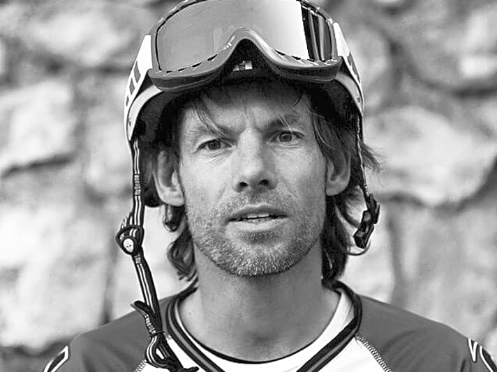   Dimitri Lehner: „Hier will ich mit Enduro und Bigbike anreisen. Enduro für die vielen Alpin-Trails, Bigbike für den Park. Denn auf der zornigen Worldcup-Strecke und der sehr anspruchsvollen Jump-Strecke fühlte ich mich mit dem Enduro untermotorisiert.“