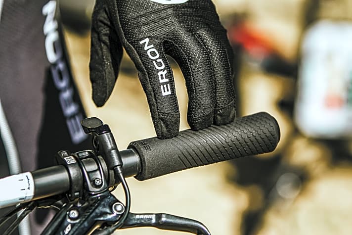   Die Ergon GRX MTB-Griffe sind reduziert und leicht - genau das Richtige für Race- und Marathon-Bikes.