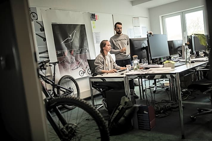 Entwickelt und designt werden Canyon Bikes am Firmensitz in Koblenz.
