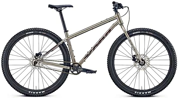 Das Kona Unit zählt zu den beliebtesten Basismodellen für sorglose Singlespeed-Bikes. Die Preise für das Stahl-Hardtail starten bei 1500 Euro.
