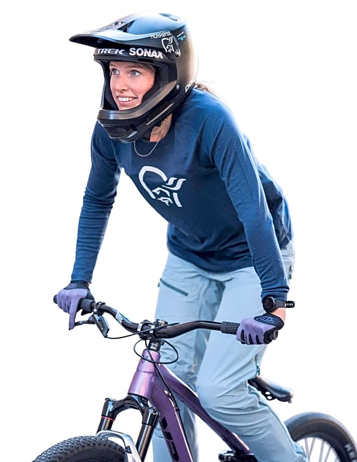 Kathi Kuypers, Slopestyle-Premiere für Frauen beim Red Bull District Ride 2022 