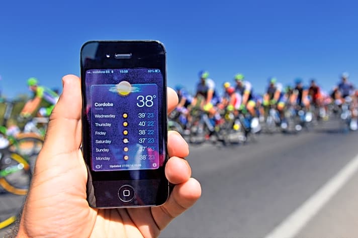  Hitze-Alarm: Bei knapp 40 Grad sind Radrennen sicher kein Spaß mehr – aber der Körper kann sich anpassen.