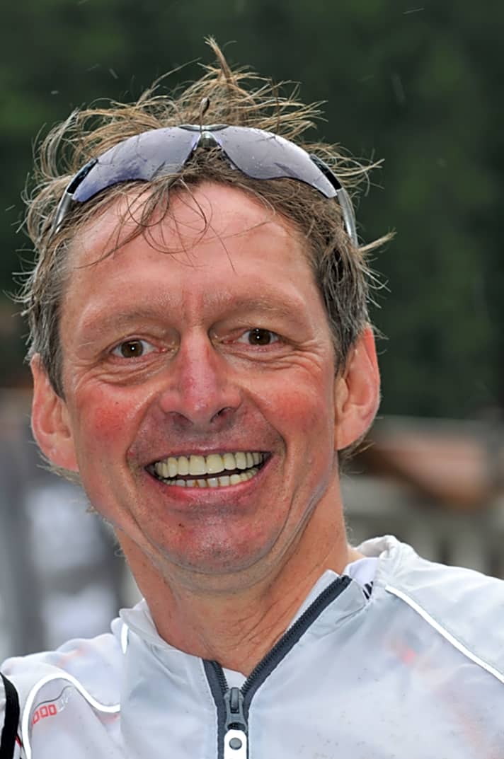   Christian Baumhof, 52 Jahre, 71 Kilo, Buchhändler, Hobby-Rennradfahrer seit 20 Jahren, rund 10.000 Jahreskilometer. Erfahrung mit Carbonlaufrädern vor der Transalp: rund 500 Kilometer 