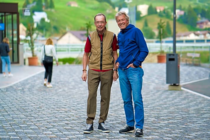 Bernhard Russi (rechts) mit TOUR-Reiseautor Jörg Wenzel