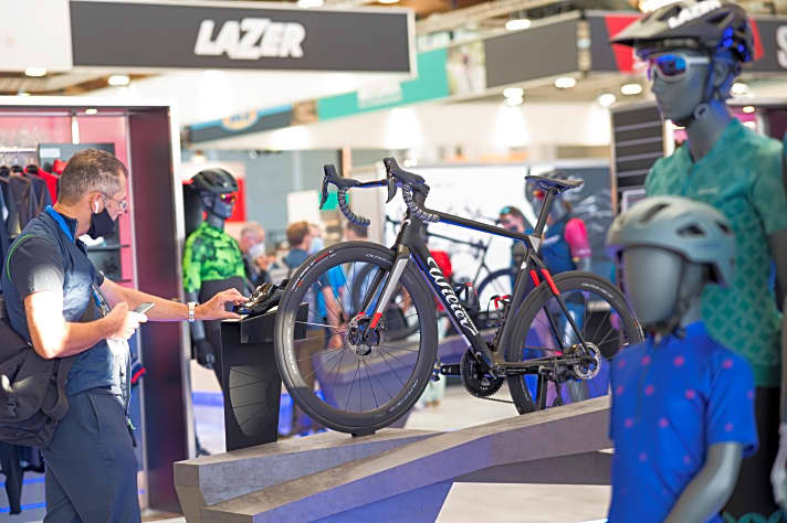 Rennrad-Neuheiten zum Anfassen: Mit dem Umzug nach Frankfurt und einem neuen Konzept will die Eurobike 2022 wieder Dreh- und Angelpunkt der Fahrradbranche werden.