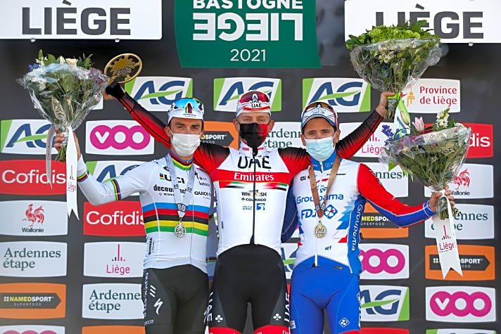 2021 siegte in Lüttich der Slowene Tadej Pogacar vor den zwei Franzosen Julian Alaphilippe (links) und  David Gaudu (rechts).