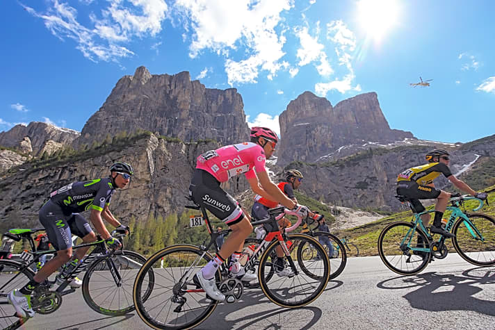 Tom Dumoulin (in Rosa) will es noch mal wissen. 2017 bezwang er Nairo Quintana, Vincenzo Nibali und Steven Kruijswijk  (von links).