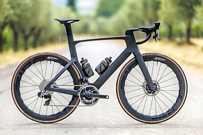 Scott Foil RC Ultimate: Der Überflieger im TOUR-Test | TOUR