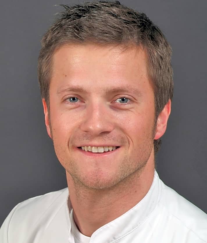   Peter Manstein ist Assistenzarzt für Dermatologie und Allergologie in Rosenheim. Er fährt selbst aktiv Rennrad. 