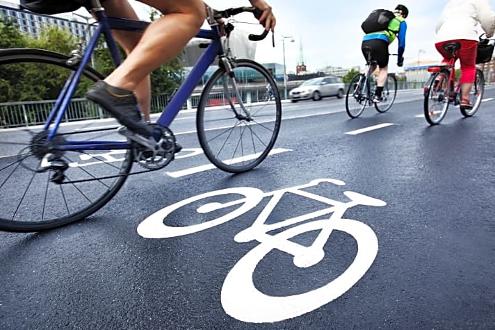   Aus einem Fahrrad-Piktogramm allein ergibt sich keine Benutzungspflicht für Fahrradfahrer.