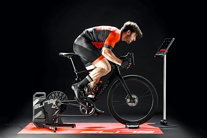 Alles über Rollentraining: 35 Smarttrainer im Test, Software, Zubehör ...