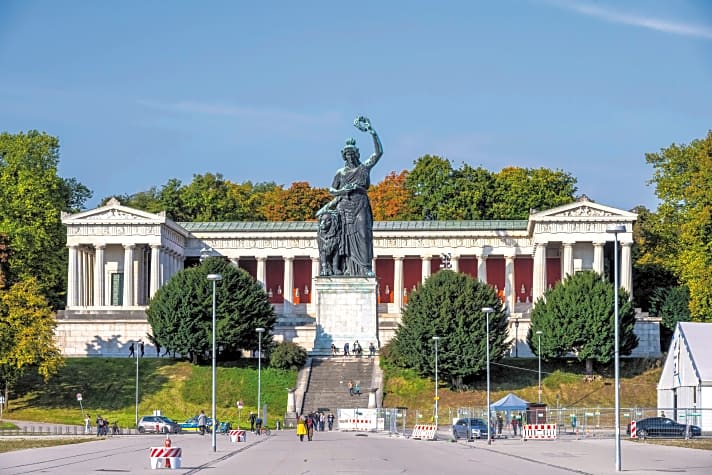 Bavaria Statue und Ruhmeshalle an der Theresienwiese