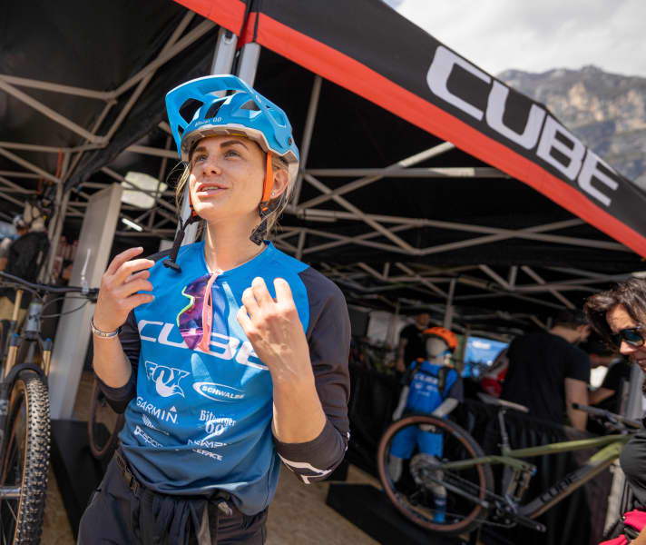 Cube Action Team-Fahrerin Hanna Steinthaler nimmt Frauen beim BIKE Festival Leogang 2022 mit auf Tour.