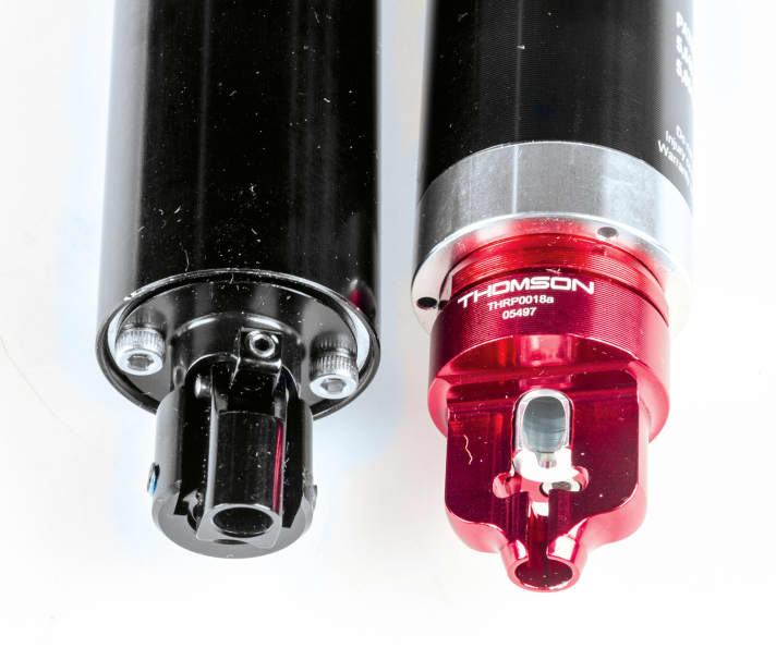   X-Fusion/Thomson Bei X-Fusion, Fox und Rock Shox wird der Zug verschraubt. Wer die Stütze aus dem Rahmen entfernen will, braucht Werkzeug. Bei den anderen (Thomson) kann man aushängen.