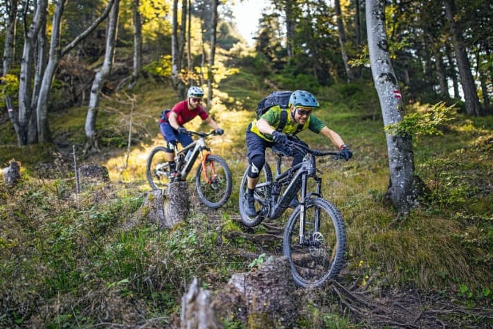   Enduro-Duell 29 Zoll oder Laufrad- Mix, 625 oder 500 Wh, Bosch oder Shimano – Propain Ekano oder Focus Sam²? Der Enduro-Zweikampf.