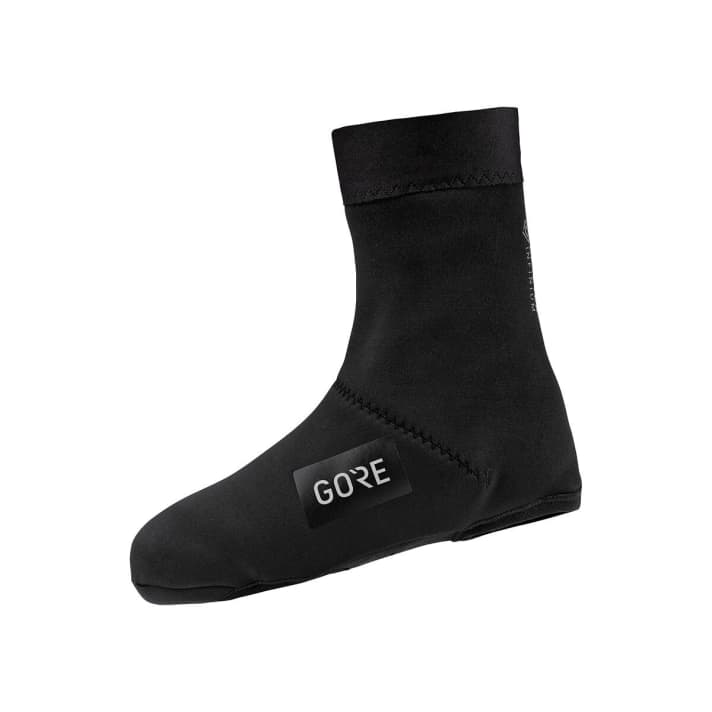   Die Gore Thermo Shield-Überschuhe sind zwar relativ dünn und leicht (126 Gramm pro Paar), dank durchgehender Fütterung aber selbst bei Temperaturen leicht unter dem Gefrierpunkt ein guter Kälteschutz. >> <a href="https://www.awin1.com/cread.php?awinmid=14102&awinaffid=471469&clickref=B+%C3%9Cberschuhe+Shield+Thermo&ued=https%3A%2F%2Fwww.bergfreunde.de%2Fgore-wear-wear-shield-thermo-overshoes-ueberschuhe%2F" target="_blank" rel="noopener noreferrer nofollow">bei Bergfreunde aktuell für 41 Euro statt 69 Euro erhältlich</a> *.
