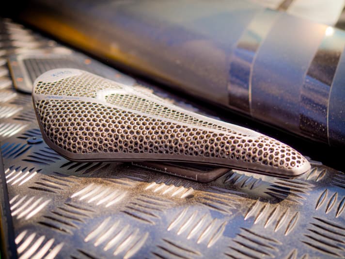   Maximaler Komfort aus dem 3D-Drucker: der Vento Argo Adaptive ist Fiziks neuester MTB-Sattel. 