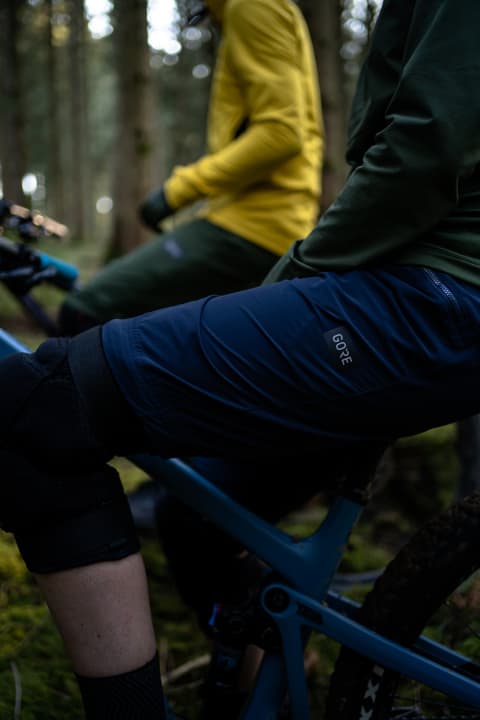 Für milde Herbst-Tage auf dem Mountainbike: Die Fernflow gibt es auch als Shorts.