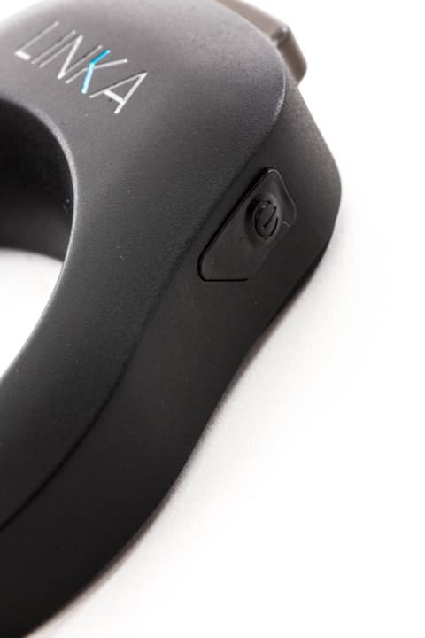 <a href="http://www.linkalock.com/" target="_blank" rel="noopener noreferrer nofollow">Linka</a>  Smart Bicycle Lock – Gold und  Start-up  Award   Dieses Schloss korrespondiert mit dem Smartphone und öffnet selbstständig, wenn man in der Nähe ist. Diebstahlversuche meldet es direkt aufs Handy.   Jury Statement: Linka hat nicht nur ein intelligentes, sondern für ein Start-up auch außerordentlich hochwertig gestaltetes und verarbeitetes Fahrradschloss entwickelt, dass auch Diebstahlschutz unterstützt. Durch die Verbindung zum Smartphone wird ein Schlüssel überflüssig. Auch für Bike Sharing eignet sich das System sehr gut.