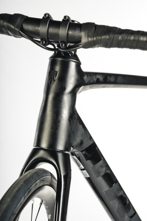 2499 Euro Trek Emonda ALR 5 Alu Rennrad im Test TOUR