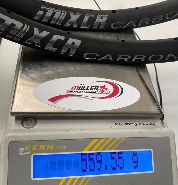 559,55 Gramm für zwei Müller MXCR Felgen! Die eine Speiche wurde sicherlich schon rausgerechnet.