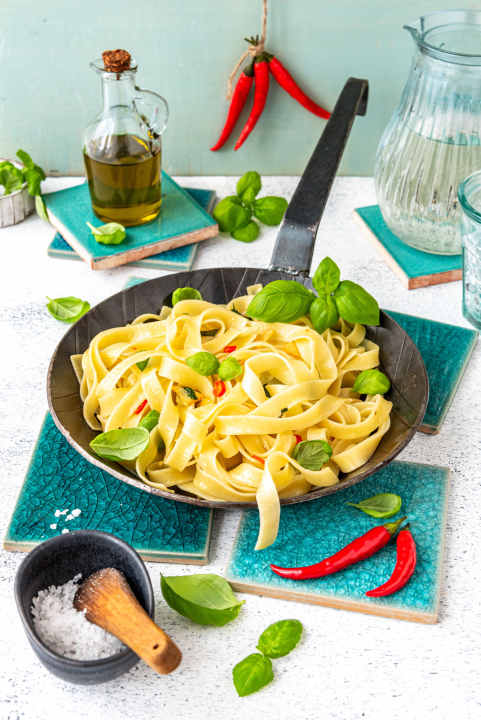 Nicht ohne Grund stehen die meisten Biker auf Pasta. Leicht verdauliche Kohlenhydrate halten den Körper auf Tour am Laufen.